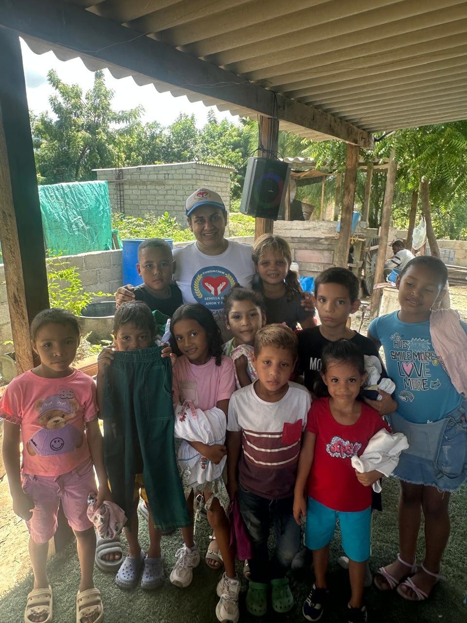Niños de la comunidad
